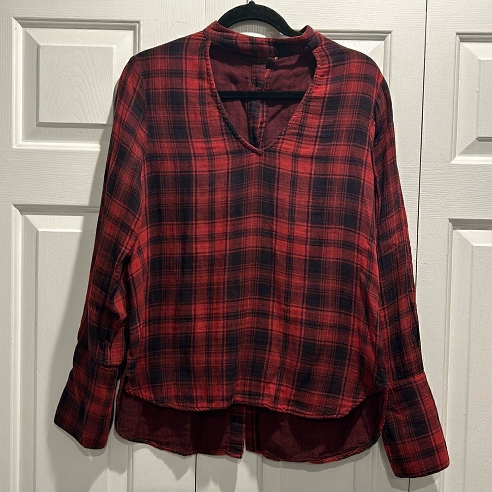 Bella Dahl Black & Red Plaid Shirt, Size Medium